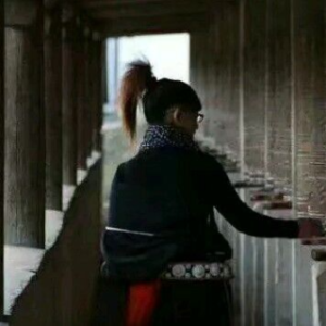 《山歌把妹唱回家》   由秋爽居士演唱(原唱:  作词：慧满修罗)