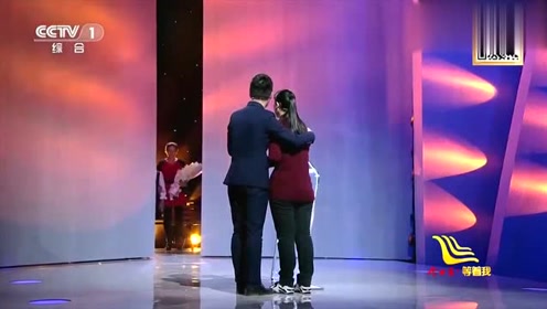 儿子死后捐出了眼角膜，妈妈盼望能摸到儿子捐出的眼角膜！