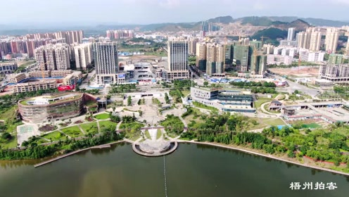 航拍梧州龙圩区