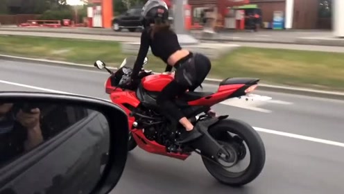 搭载着重卡发动机的摩托车,油门一响,霸气凌然!