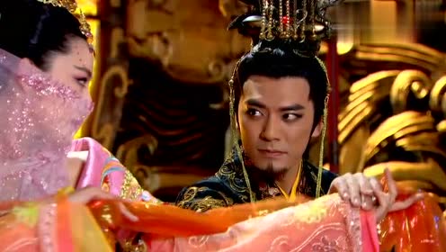 妲己盛装宴服压轴出场,纣王看得眼睛都直了,太美了!