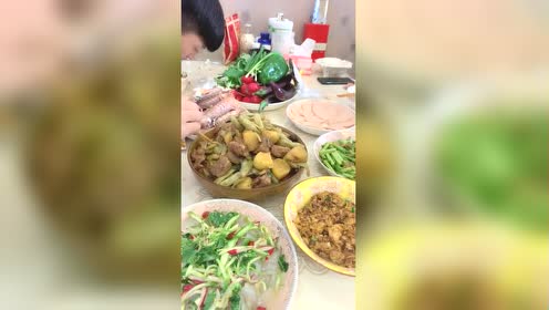 儿子告诉高中饭菜做的妈妈好吃!同学广州市民办越秀区图片
