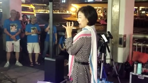 香港街头艺人优秀歌手龙婷演唱-独上西楼