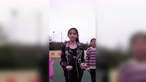 童模宋小睿粤语发音,是越来越好了,人美歌甜真好听!