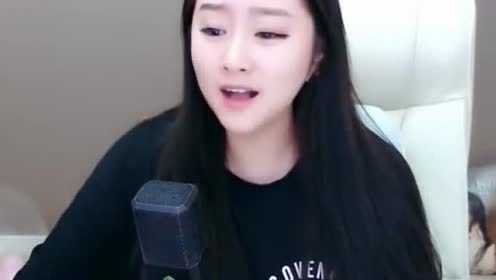 菲儿演唱《我的城市没有家》动听的嗓音,很有实力的网红女主播