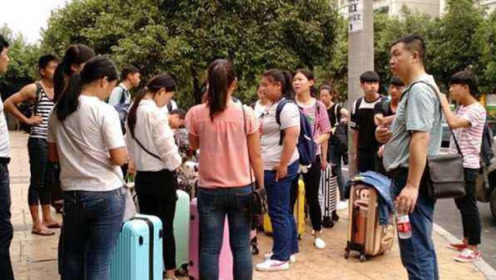 初中生打"暑假工"挣的钱都干嘛?买手机不算啥,最后一点太扎心