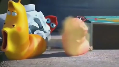 爆笑虫子:小粉拿了黄虫的东西送给小黄,小黄真心碎!