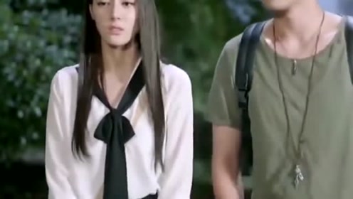 美女孕妇忽然肚子痛在商场要生孩子,众人齐帮忙!