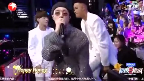 神仙配置之:欧阳娜娜与张艺兴完美合唱,乐器舞蹈样样完美