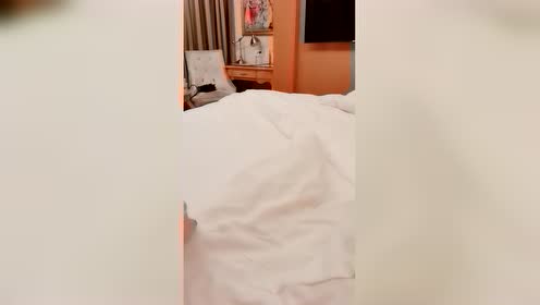 天冷了,出租半张床