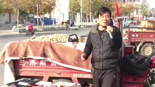 胖姐直播大口吃刚出锅的大肘子!二胡不说!拿起来就啃