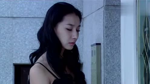 温柔的背后:美女安琪真是说翻脸就翻脸啊,竟和自己男友的朋友好上了