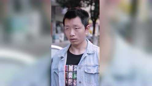 邋遢大叔被小伙瞧不起,推倒在地后,他一扯衣服变身成帅气男青年