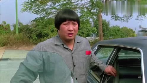 鹧鸪菜只不过偷了辆车,立马大部队包围,结果只好乖乖被套路好玩