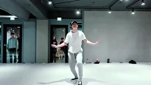 男生版韩国爵士舞《good time》舞蹈视频,帅气又搞笑!