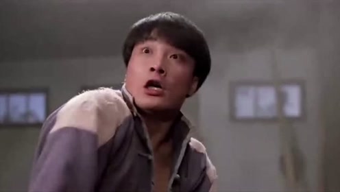 屋子四周都被贴上了符咒，本以为可以躲过一劫，不料僵尸巨聪明！