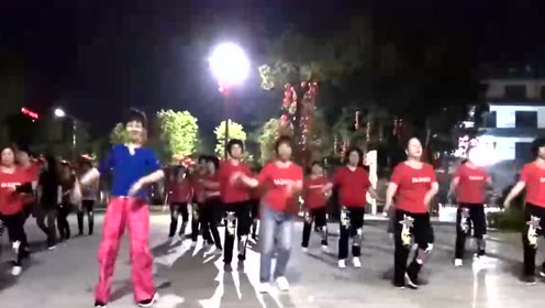 广场舞《火火火起来》歌曲动听,看一遍就会,大家一起来跳舞吧