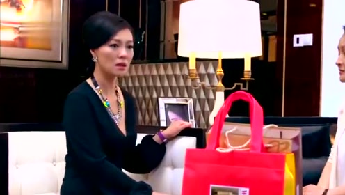 香港经典老电影,道士蜜桃李丽珍找女神到家里驱鬼,他爱的色放电影原声图片