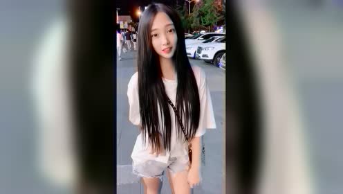 十四岁的小姐姐