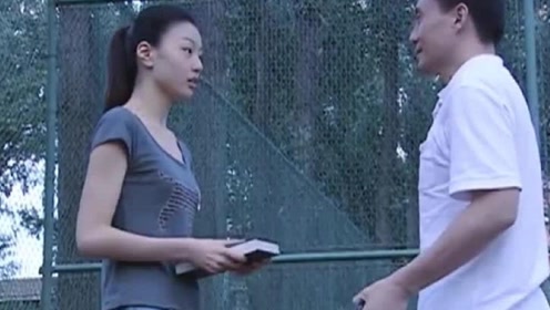 温柔的背后美女学生一心想成为教授助手,结果却付出了代价
