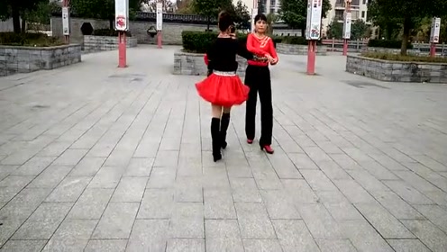 双人舞平四,舞蹈示范