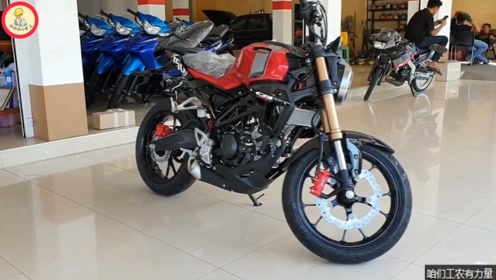 复古街车Honda CB150R国内还未上市，走进国外车行慢镜头细节实拍