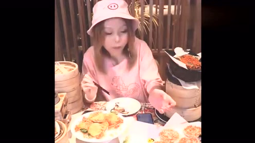 大胃王鱼子酱:吃广式早点,一个人吃掉了满满一桌,太能吃了!