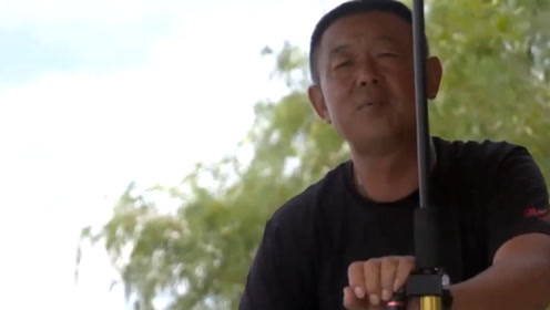 休闲钓鱼:钓"大鱼"时有哪些特别注意?李大毛为你解析,开口跪