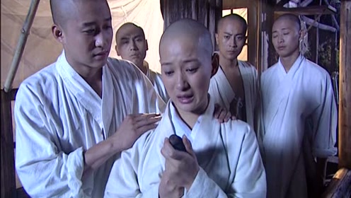 少林武王:法静看到碎了的人偶,很是伤心难过,原来是这个人偶有故事!