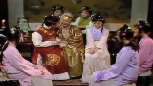 红楼梦:贾宝玉初见黛玉,摔玉吓坏林妹妹