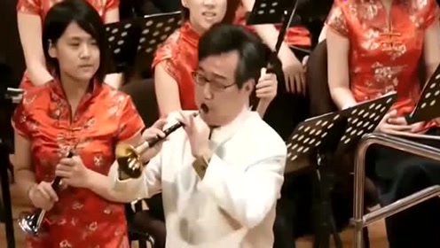 唢呐不愧是乐器流氓,两把唢呐撑起《好汉歌》,气势方面满分!