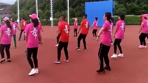 广场舞《一晃就老了》鬼步舞!动感时尚!简单易学!
