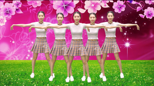 dj广场舞《花桥流水》,美女舞姿风韵靓丽,撩人十足