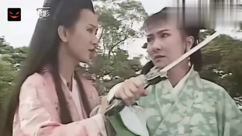 新白娘子:小青看到许仙就动手,白素贞拦着都不行,要杀了负心汉