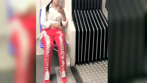 鞋子还是裤子？裤子还是衣服？