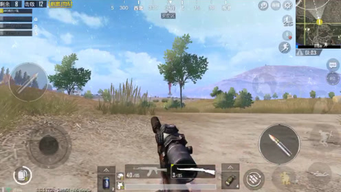 对面的那个小可爱可能是第一铁头娃吧