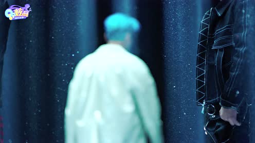 微视高能舞室”与陈伟霆一起激情炫舞！