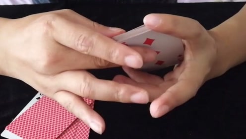 用手摸一下牌就变了,变牌手法,原理其实很简单!