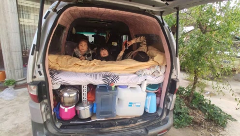 小夫妻面包车床车穷游中国,网友说甲醛超标严重,我提心吊胆