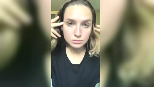 外国妹子的小心机,一支口红打造生病妆,让男友心疼备胎难受