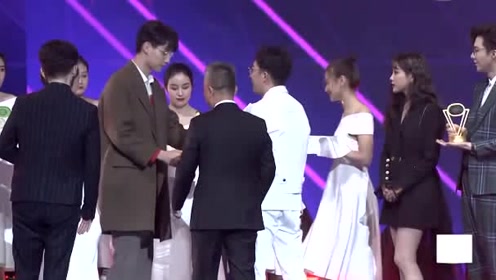 刘宇宁胡一天李艺彤等获2020尖叫之夜年度戏剧潜力艺人