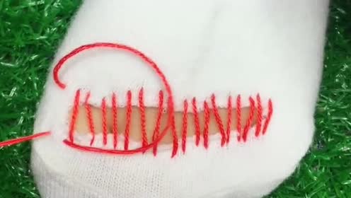 袜子破了大洞!不用怕!用上这样的针法!一拉就好了!