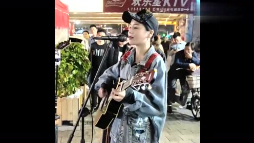 花姐唱广东雨神的《广东爱情故事》听听唱的怎么样