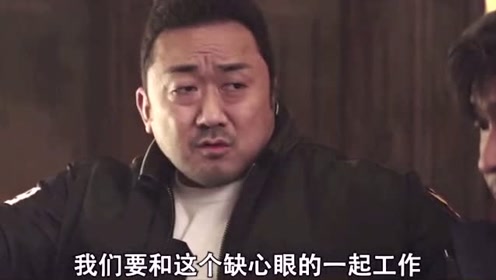 他是神一样的存在,所以网友亲切的称他为"神马东锡"