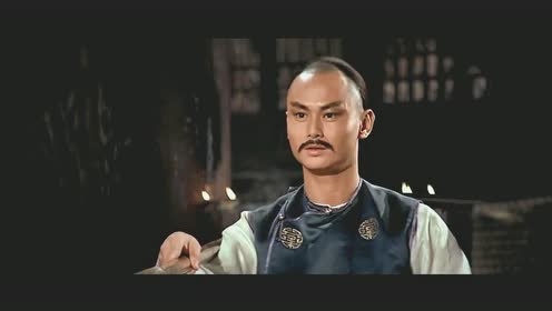 邵氏老演员敬业的表演,看着都疼