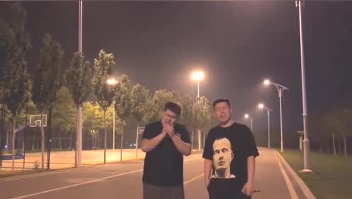 半吨兄弟组合翻唱《秋天不回来》!经典歌曲!你们童年听过吗?