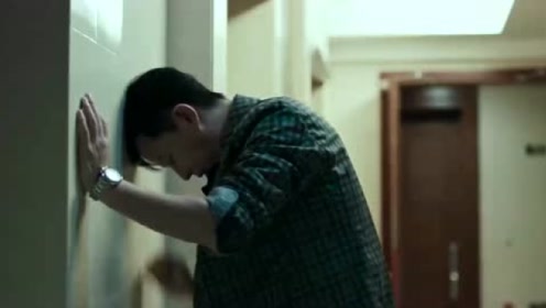 前任三:林佳喝醉孟云去安慰,却看见门口有一双男人的鞋,瞬间崩溃