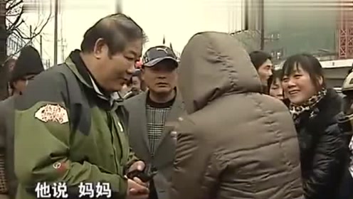钱塘老娘舅:丈夫想挽回妻子,谁料妻子一见面就拿棍打他,霸气!