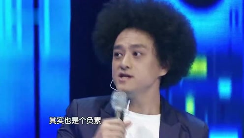 潇洒哥赵英俊自称光头强,头发是天然卷!