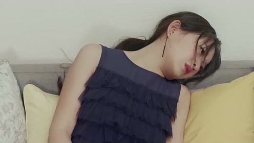 美女喝醉酒被总裁送回家,开始发酒疯说胡话,总裁还一脸宠溺的